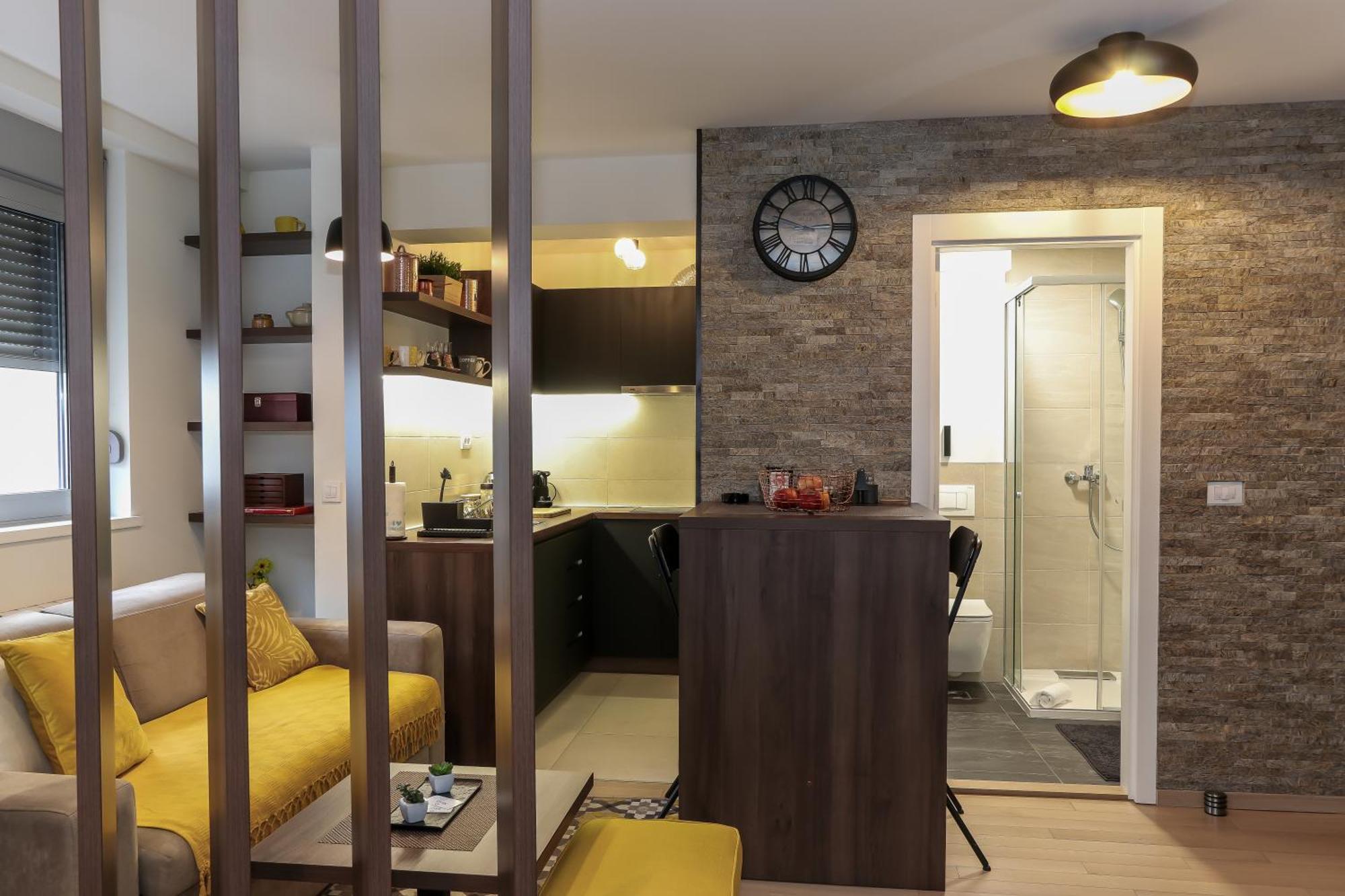 Story,nikole Cupica Beograd