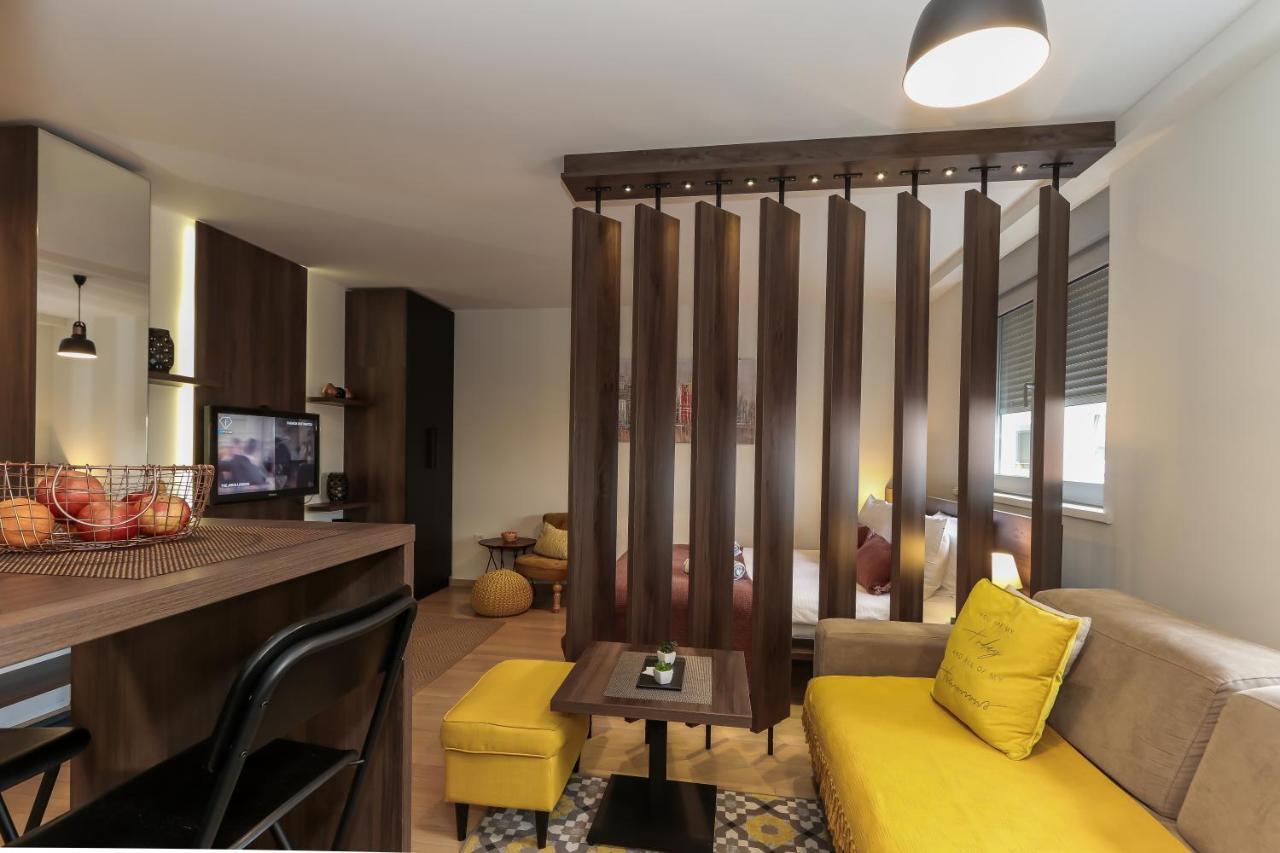 Story,nikole Cupica Beograd * Belgrado